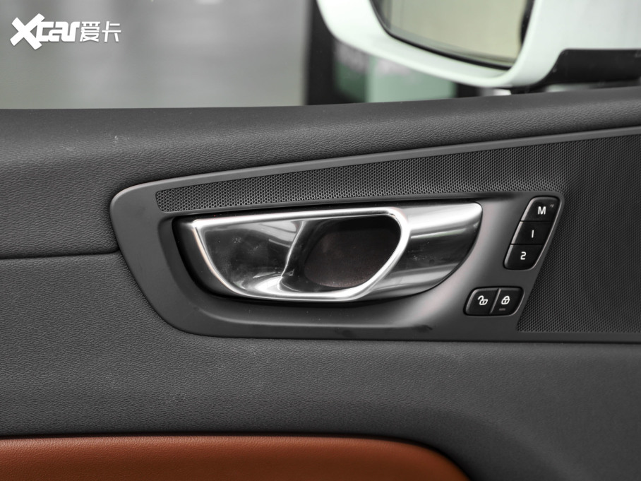 2025���֠���XC60����Դ ���ʽ��τ��� ���ź��A�� 