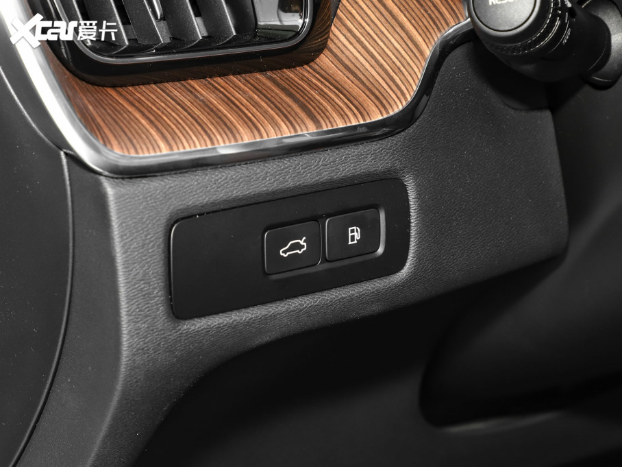 2025���֠���XC60����Դ ���ʽ��τ��� ���ź��A�� 