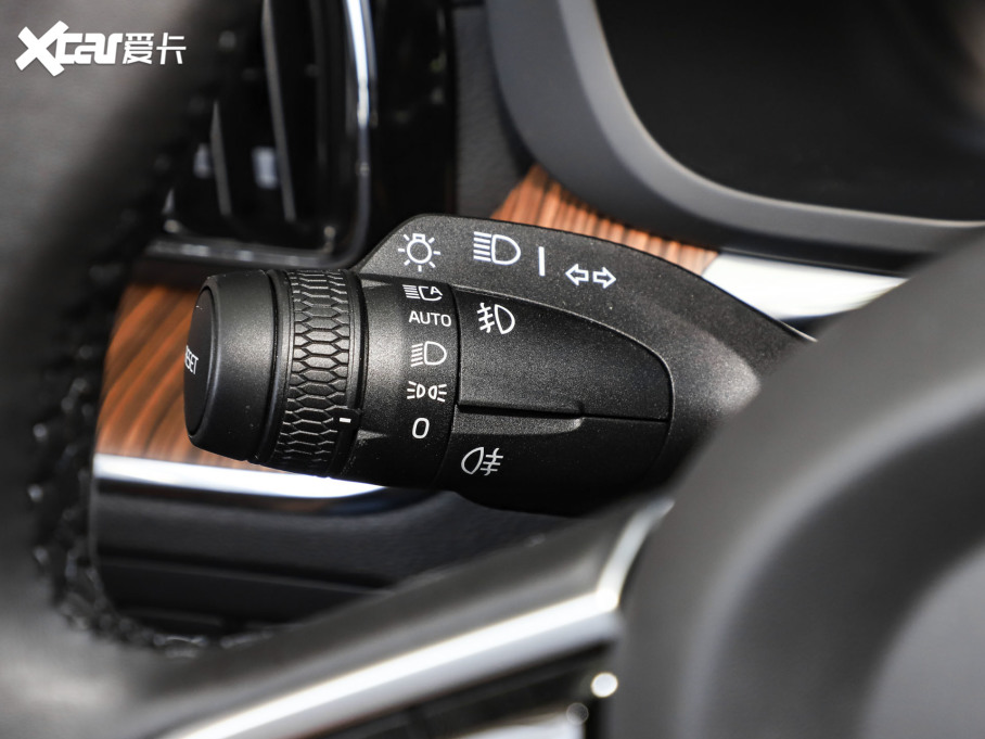 2025֠XC60Դ ʽτ(dng) źA 