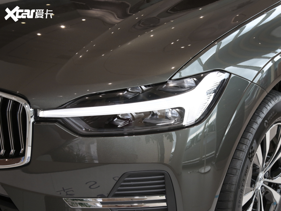 2023���֠���XC60 B5 ������ݺ��A��