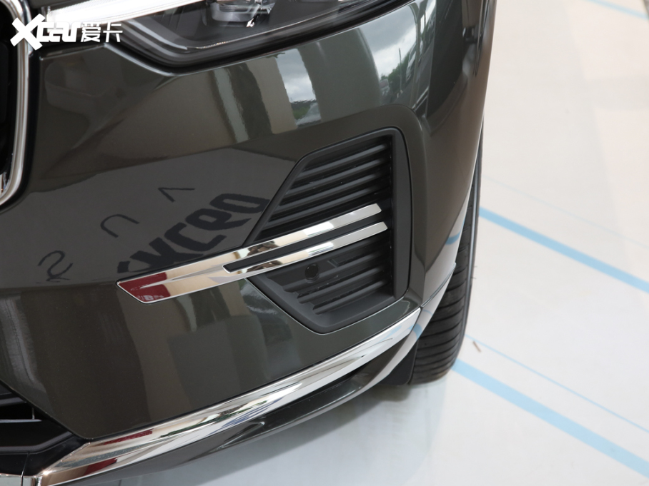 2023���֠���XC60 B5 ���(q��)���ݺ��A��