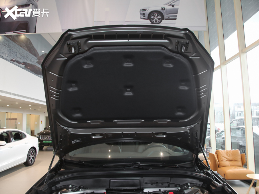 2024���֠���XC60 B5 ������ݺ��A��