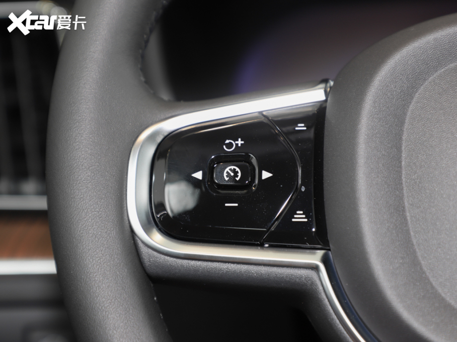 2023���֠���XC60 B5 ���(q��)���h(yu��n)���A��