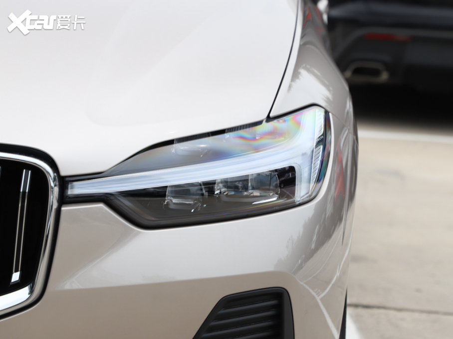 2023���֠���XC60 B5 ������ݺ��A��