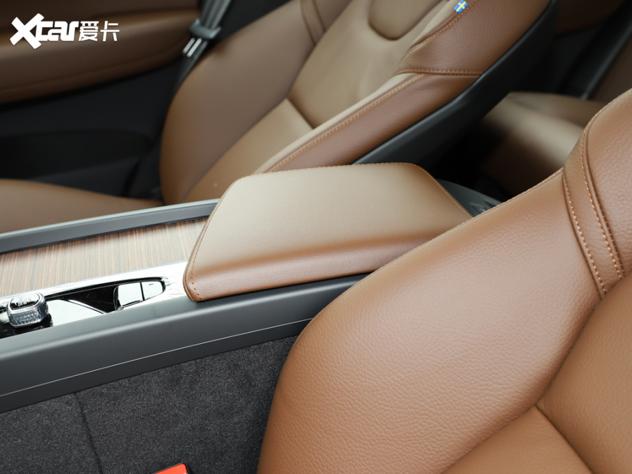 2023���֠���XC60 B5 ���(q��)���h(yu��n)���A��