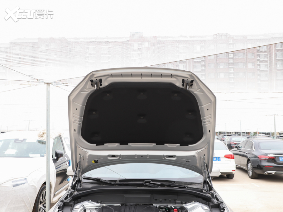 2023���֠���XC60 B5 ���(q��)���h(yu��n)���A��