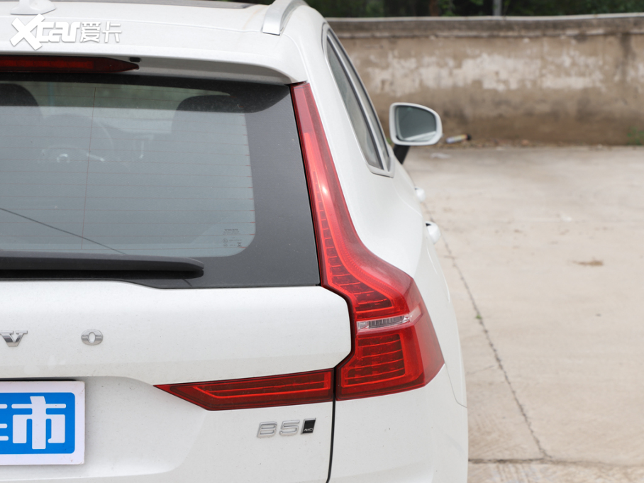 2023֠XC60 B5 (q)h(yun)A