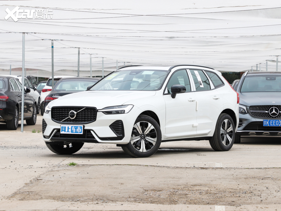 2023֠XC60 B5 (q){