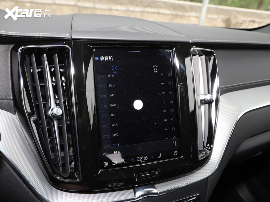 2023���֠���XC60 B5 ���(q��)�{����