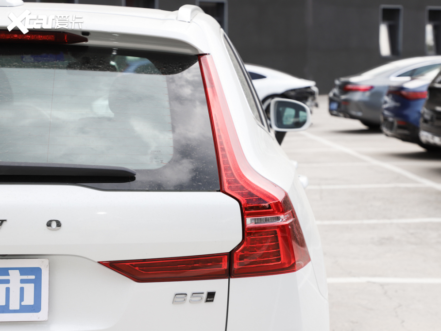 2023���֠���XC60 B5 ���(q��)���ݺ��A��