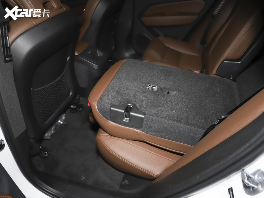 2024���֠���XC60 B5 ������ݺ��A��