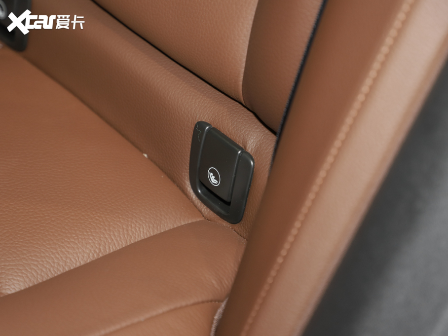 2023֠XC60 B5 (q)h(yun)A