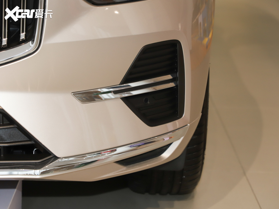 2024���֠���XC60 B5 ������ݺ��A��