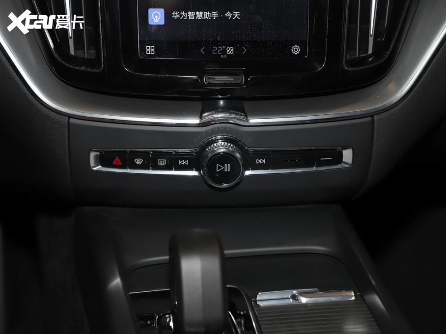 2023���֠���XC60 B5 ������ݺ��A��