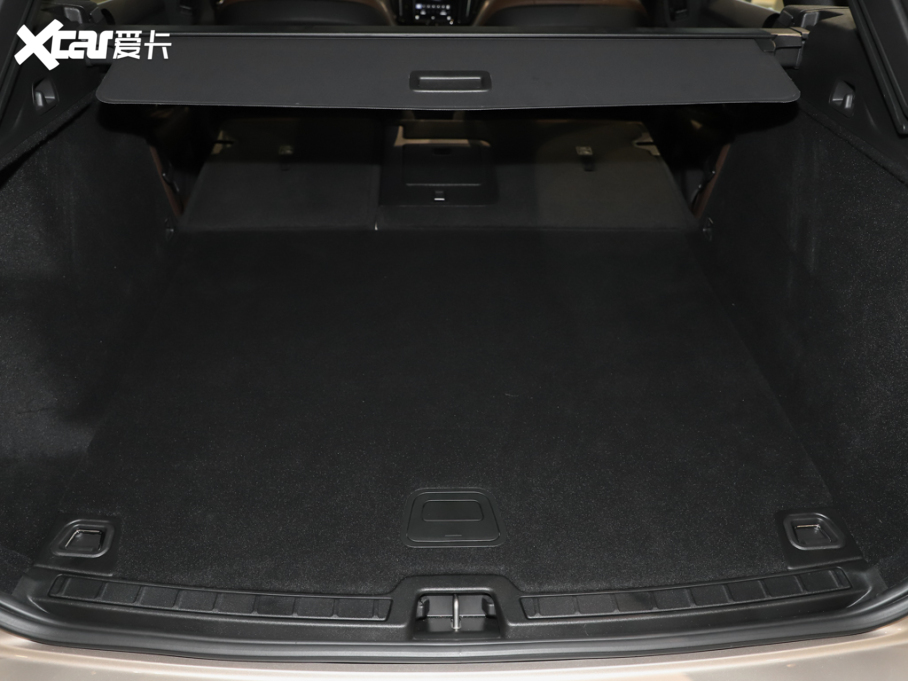 2024���֠���XC60 B5 ������ݺ��A��