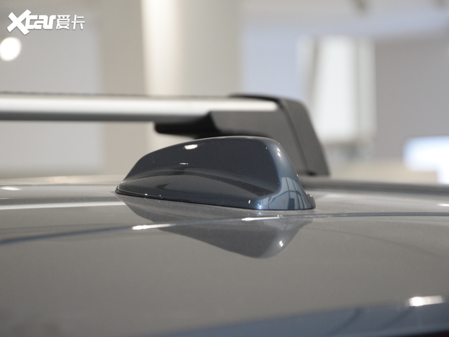 2023���֠���XC60 B5 ���(q��)���ݺ��A��