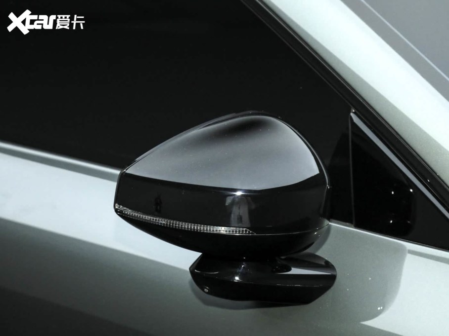 2026֠XC70ʽ 򌳬LmUltra