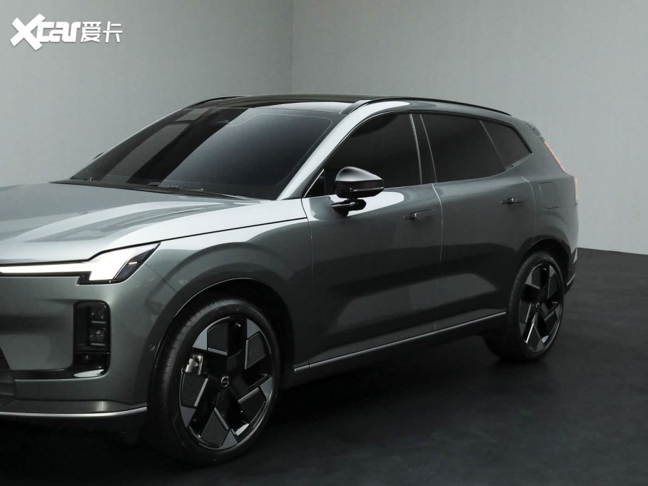 2026֠XC70ʽ 򌳬LmUltra