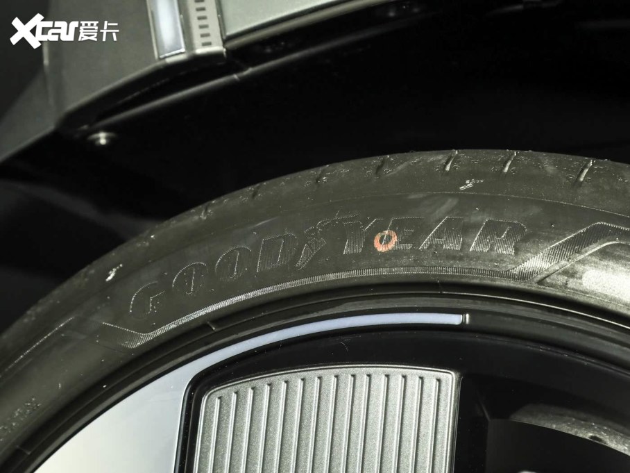 2026֠XC70ʽ 򌳬LmUltra