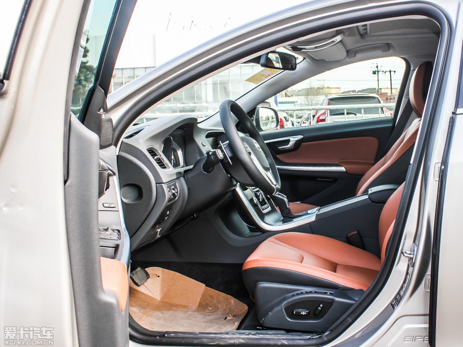 2014֠S60 L 2.0T T5Խ