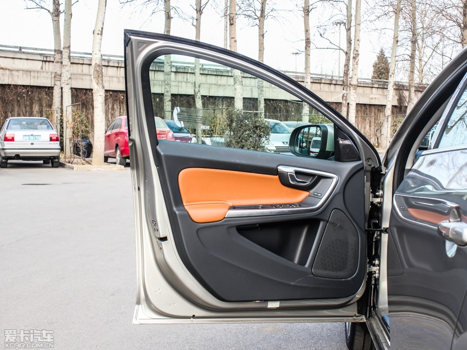 2014֠S60 L 2.0T T5Խ