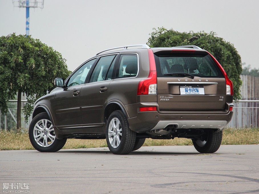 2014֠XC Classic 2.5T T5 A