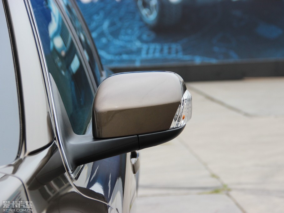 2014֠XC Classic 2.5T T5 A