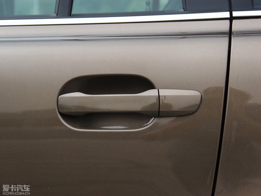 2014֠XC Classic 2.5T T5 A