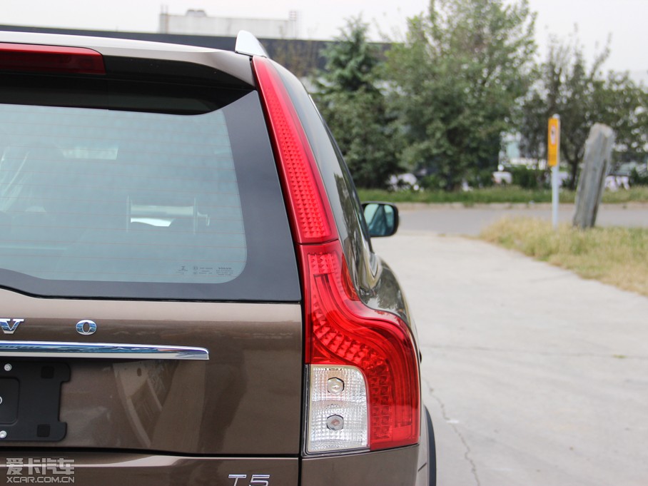 2014֠XC Classic 2.5T T5 A