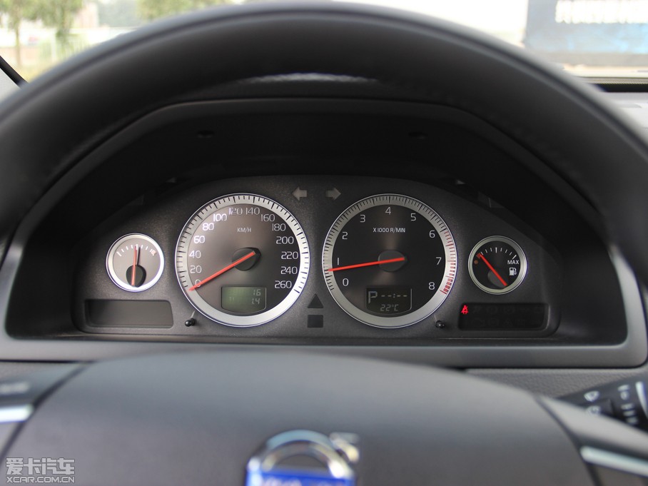 2014֠XC Classic 2.5T T5 A