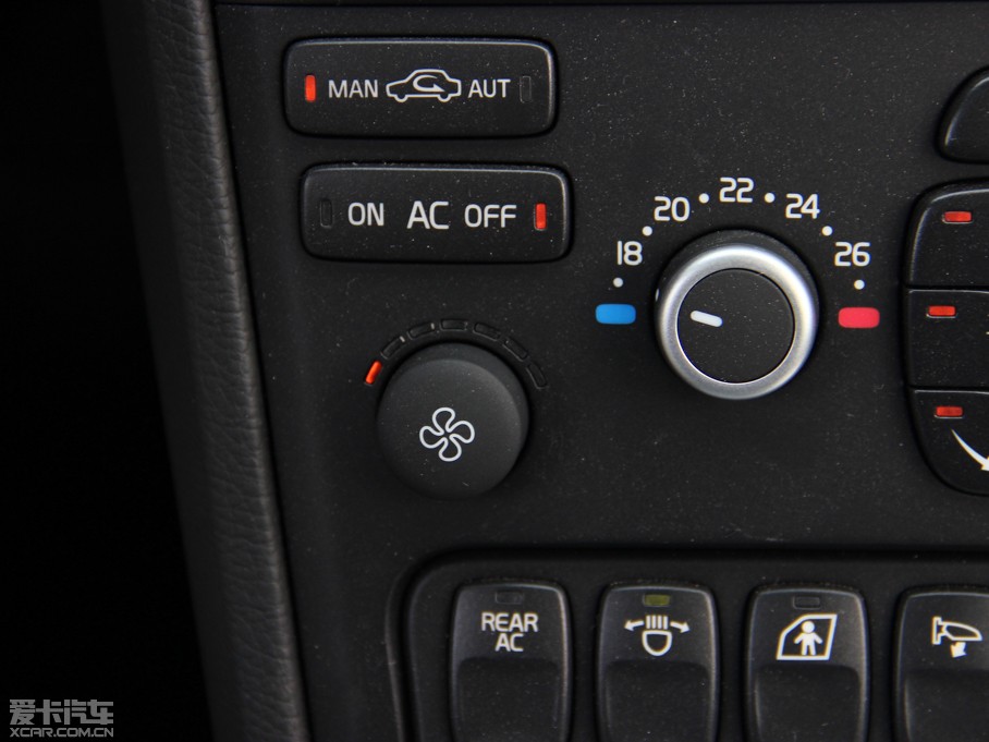 2014֠XC Classic 2.5T T5 A