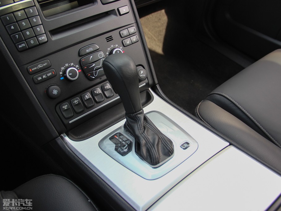 2014֠XC Classic 2.5T T5 A