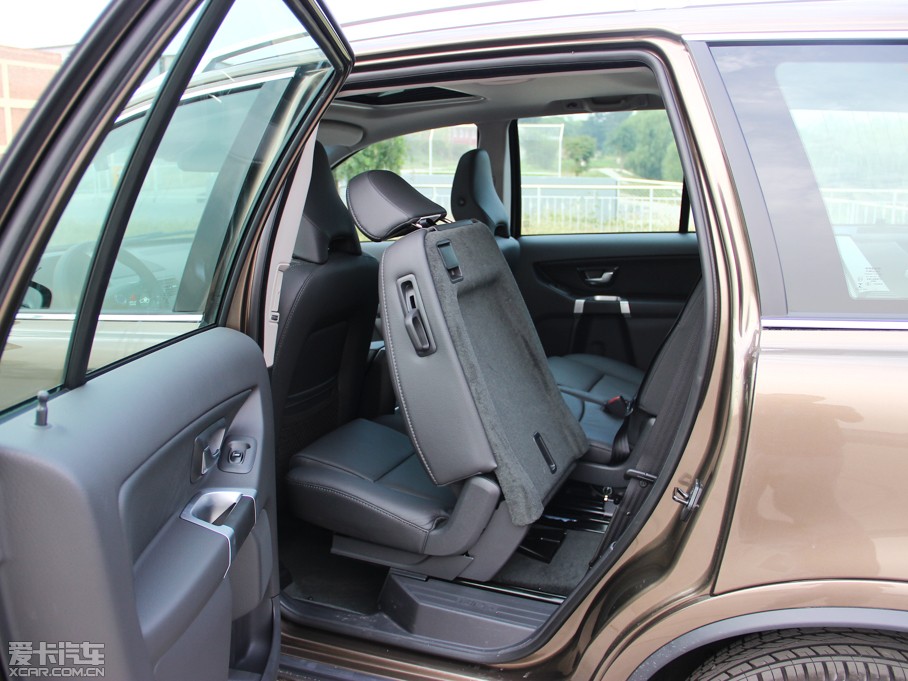 2014֠XC Classic 2.5T T5 A