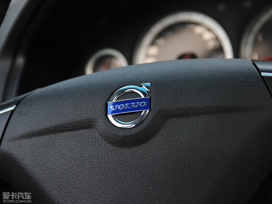 2014֠XC Classic 2.5T T5 A