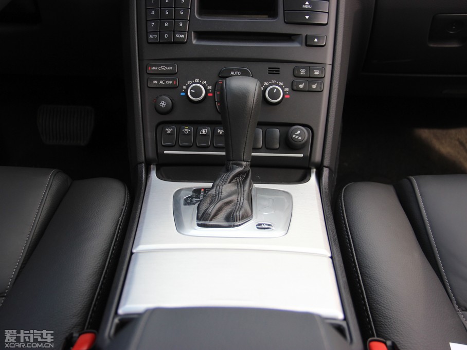 2014֠XC Classic 2.5T T5 A