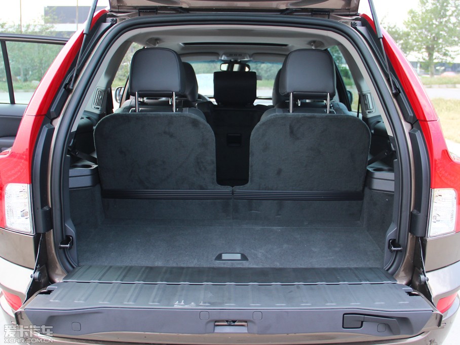 2014֠XC Classic 2.5T T5 A