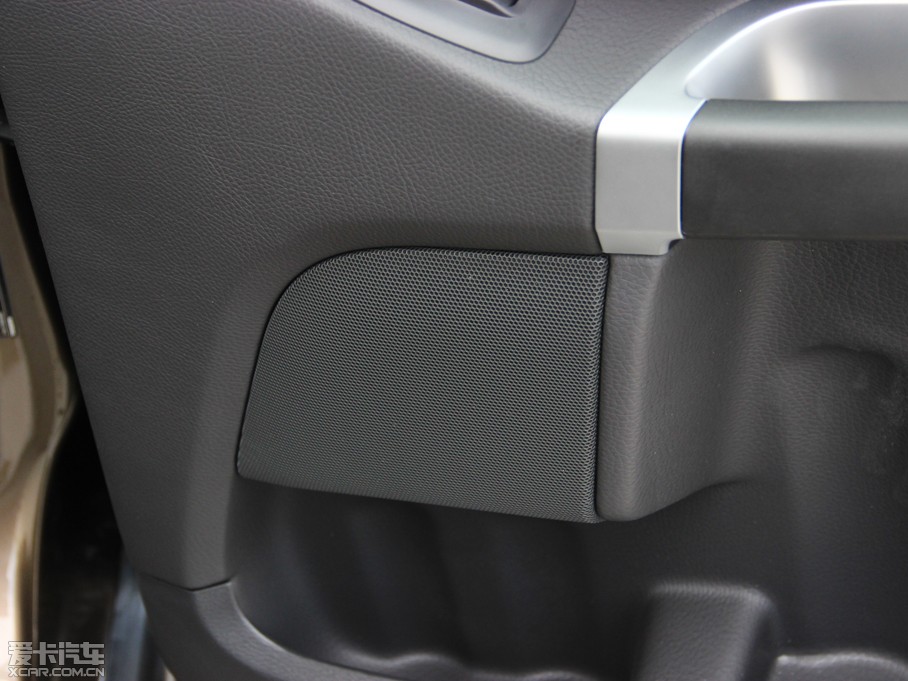 2014֠XC Classic 2.5T T5 A