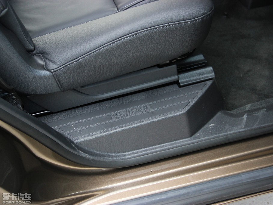 2014֠XC Classic 2.5T T5 A