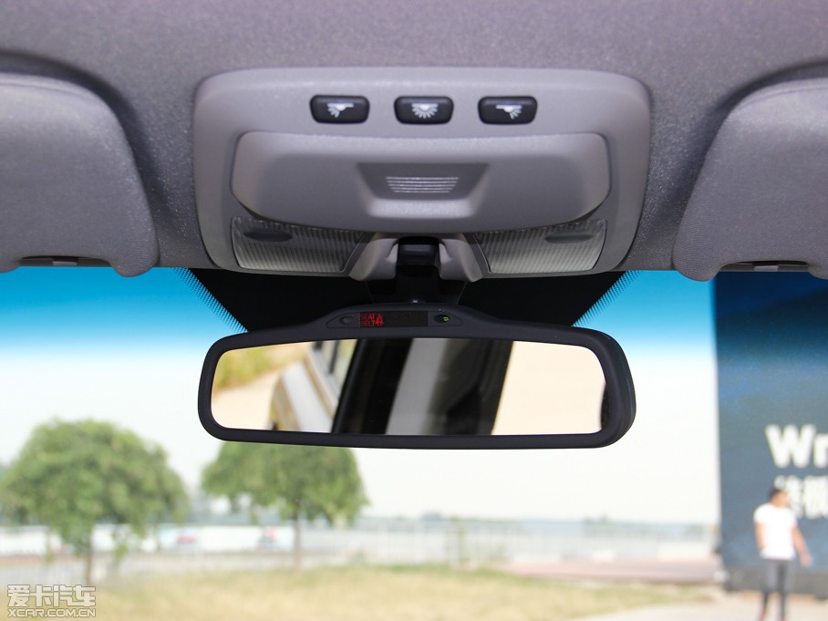 2014֠XC Classic 2.5T T5 A