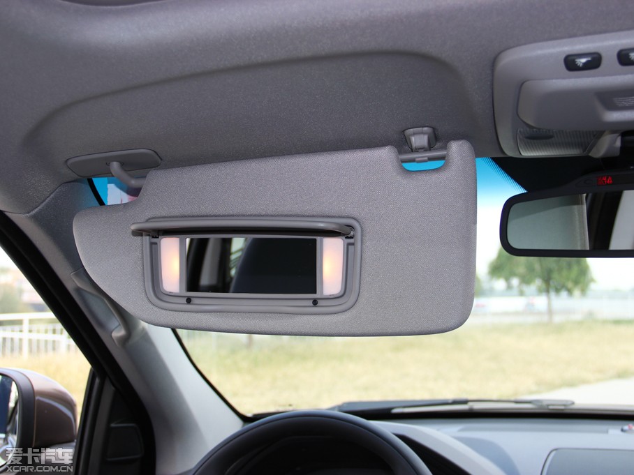 2014֠XC Classic 2.5T T5 A