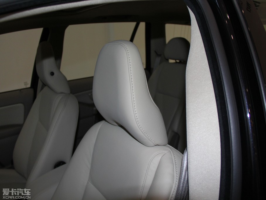 2014֠XC Classic 2.5T T5 A