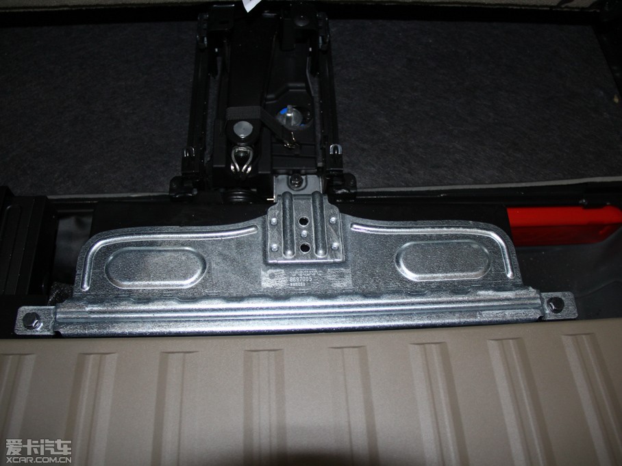 2014֠XC Classic 2.5T T5 A