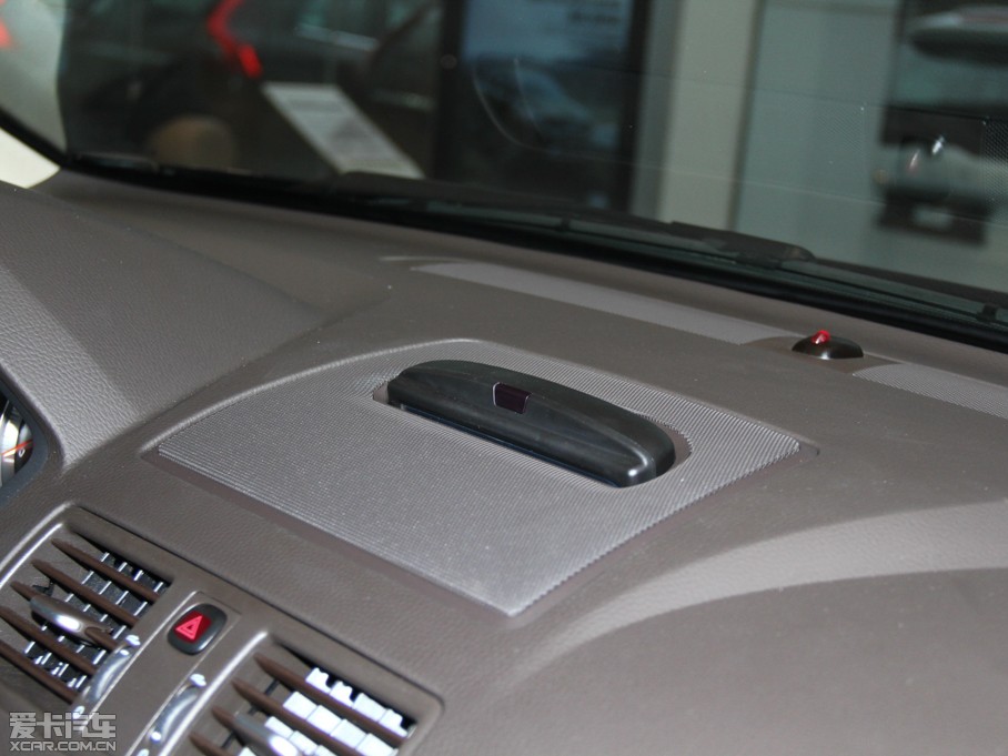 2014֠XC Classic 2.5T T5 A