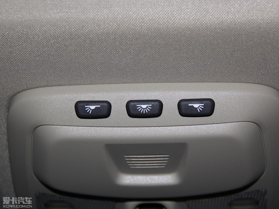 2014֠XC Classic 2.5T T5 A