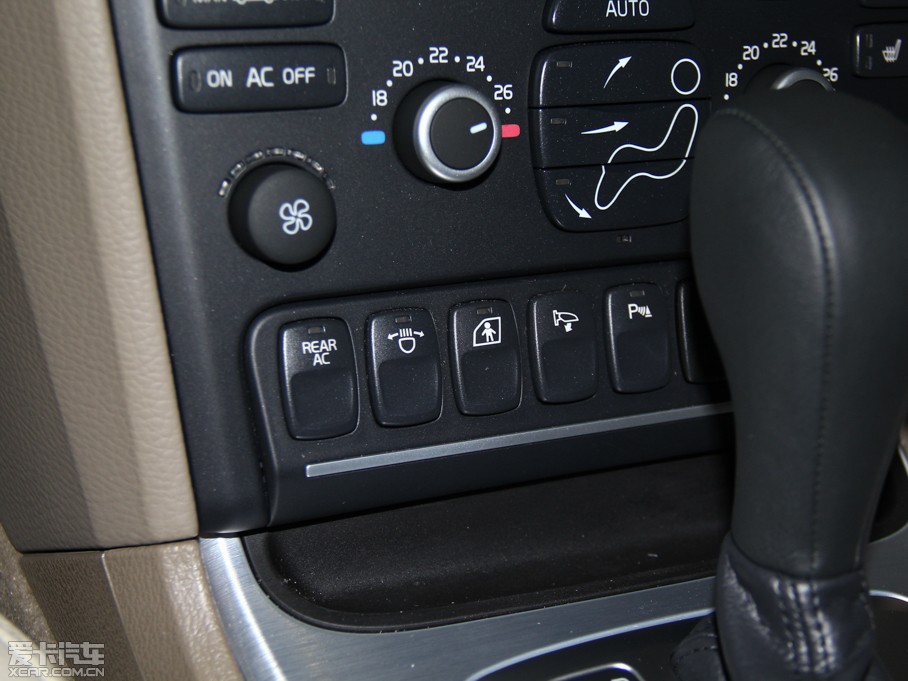 2014֠XC Classic 2.5T T5 A