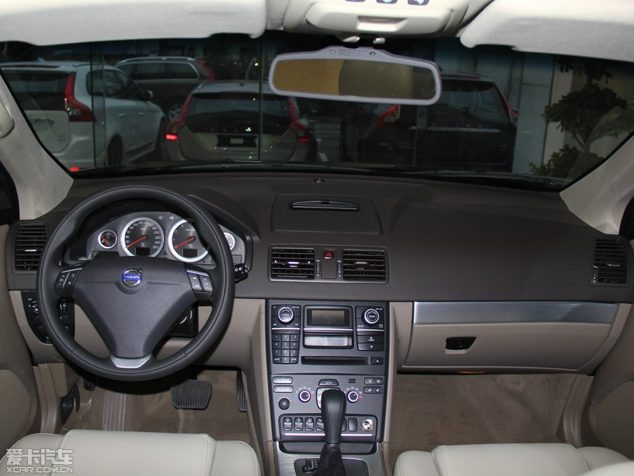 2014֠XC Classic 2.5T T5 A