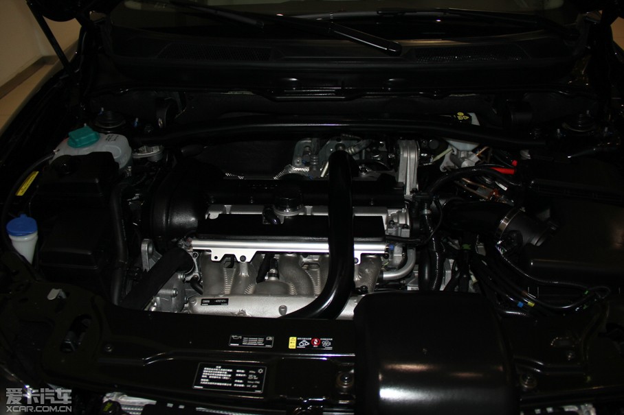 2014֠XC Classic 2.5T T5 A