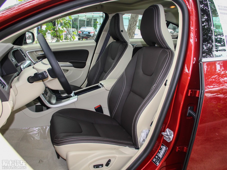 2015���֠���S60 L 2.0T ���h��