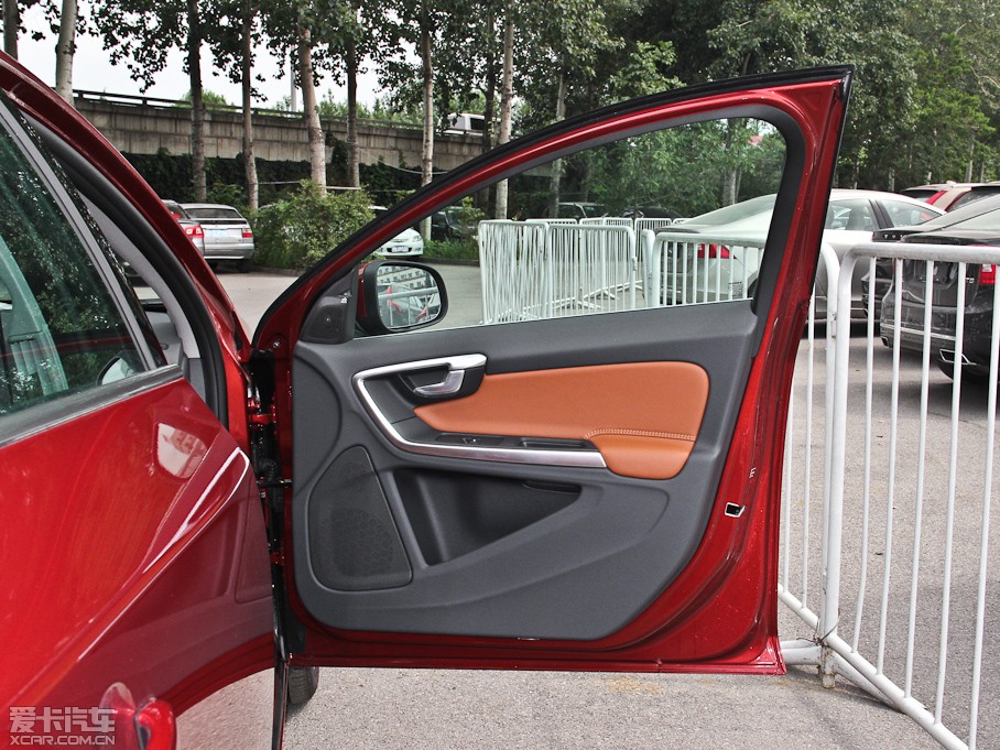 2015֠S60 L 2.0T T5 Խ