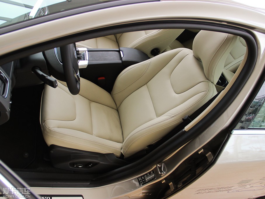 2015֠S60 L 2.0T T5 S